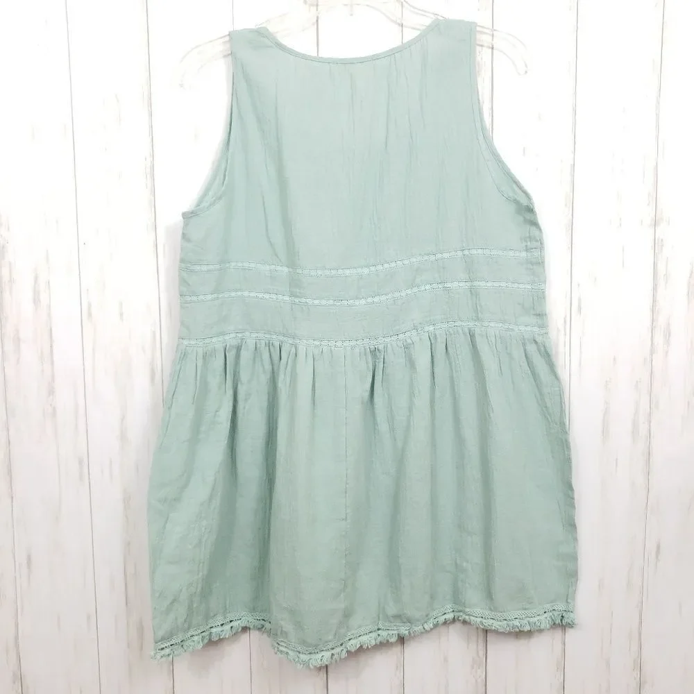 Easel Mint Green Tunic Top Size Medium